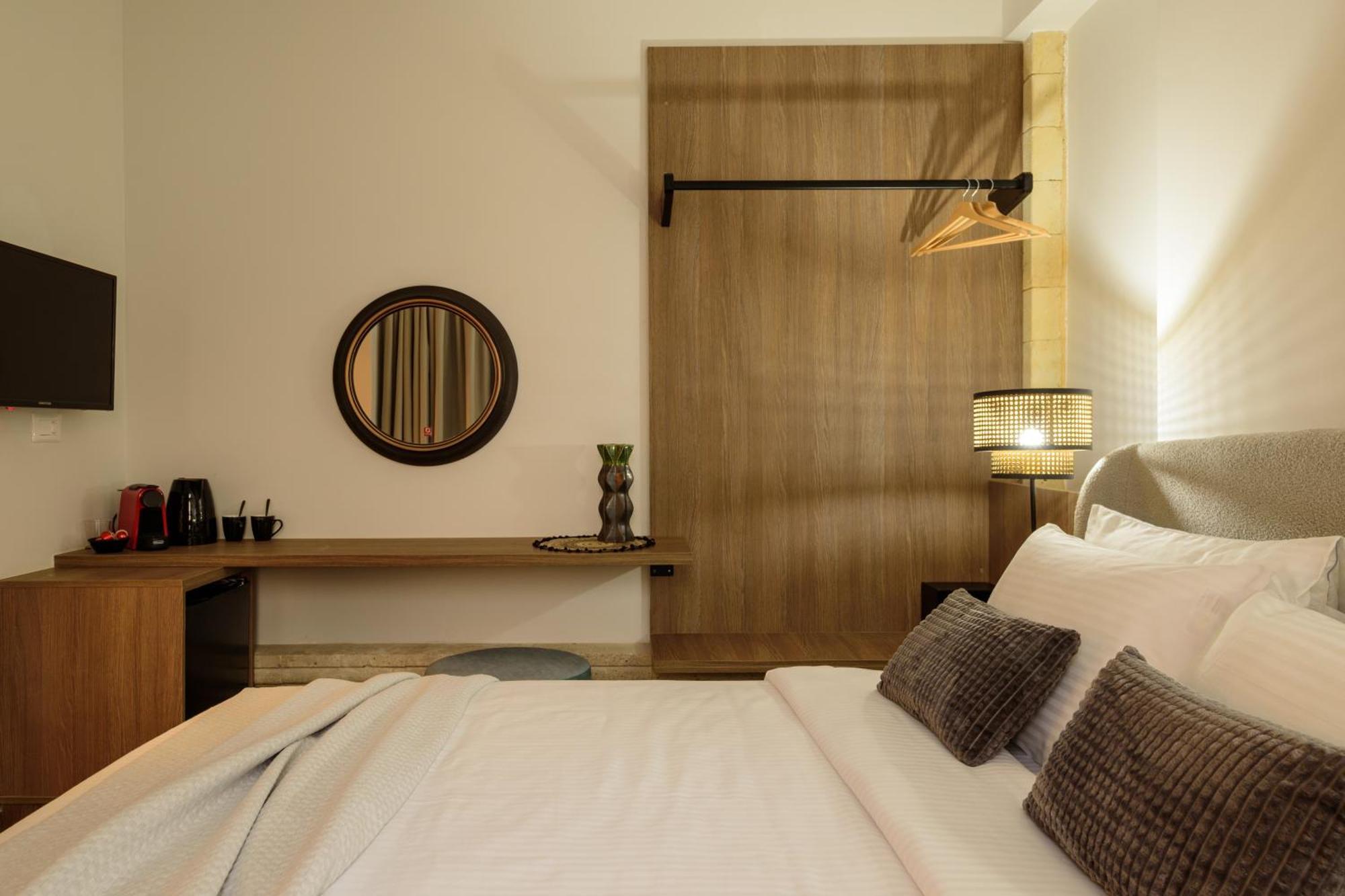 Arthur Suites In Old Town Rhodes City ภายนอก รูปภาพ