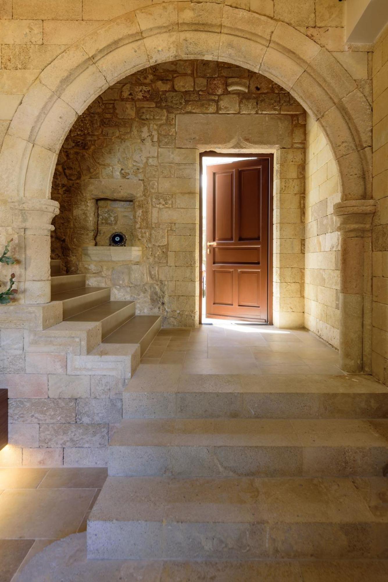 Arthur Suites In Old Town Rhodes City ภายนอก รูปภาพ